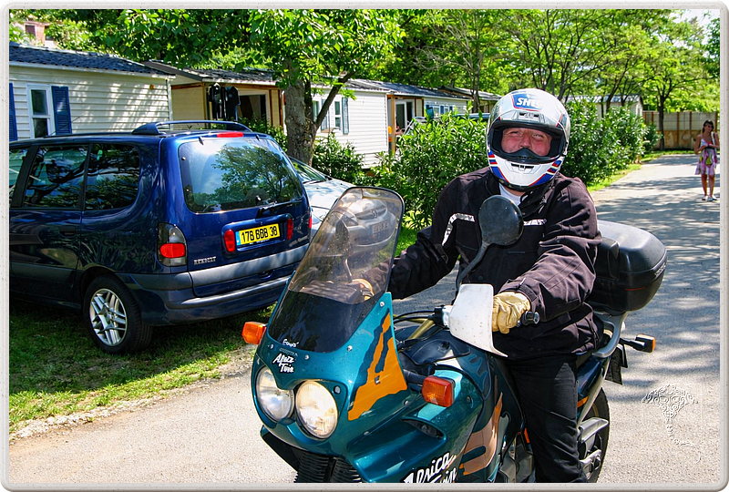 agay_2009-05-08_10-52-02